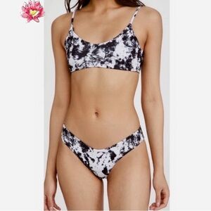 (SET) Ebony Tie Dye Reversible Bikini.